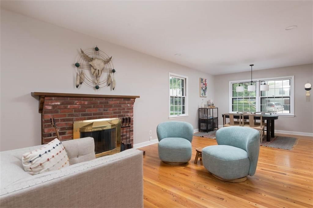 Photo 19 of 50 - 4714 NE Chouteau Drive