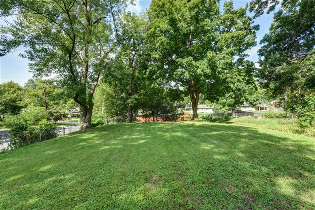 Photo 49 of 50 - 4714 NE Chouteau Drive