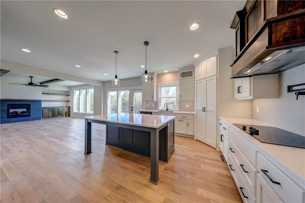 4005 NE Apple Grove Drive — photo 18