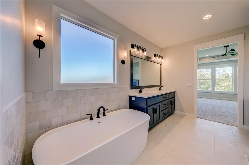 4005 NE Apple Grove Drive — photo 26