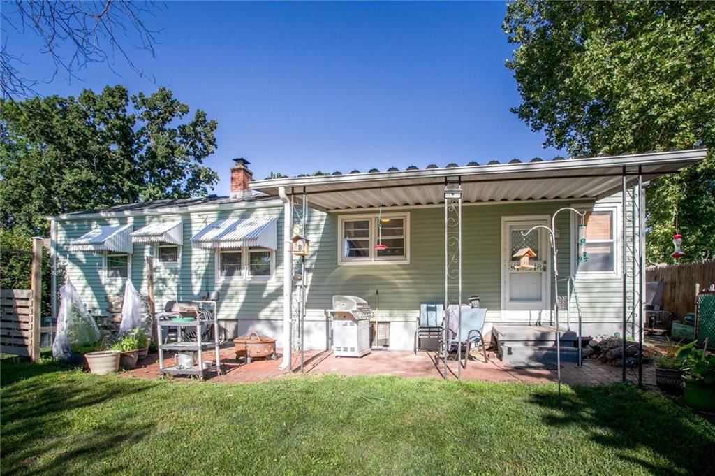 Photo 11 of 28 - 3021 Appleton Avenue