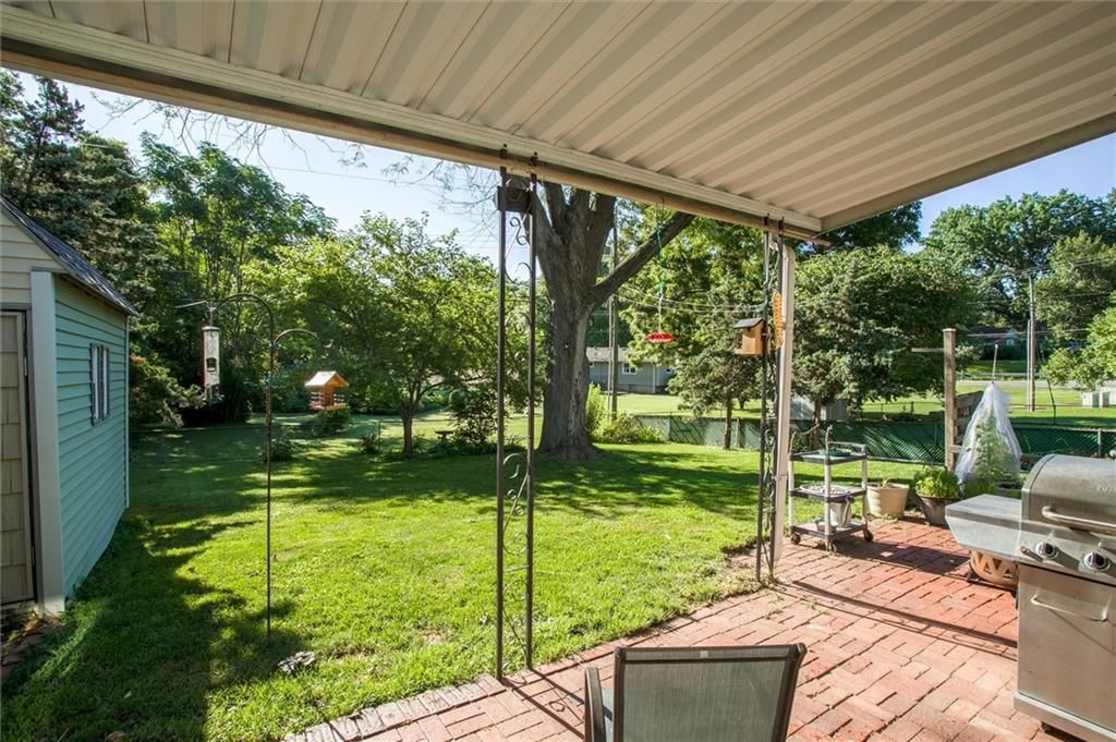 Photo 13 of 28 - 3021 Appleton Avenue