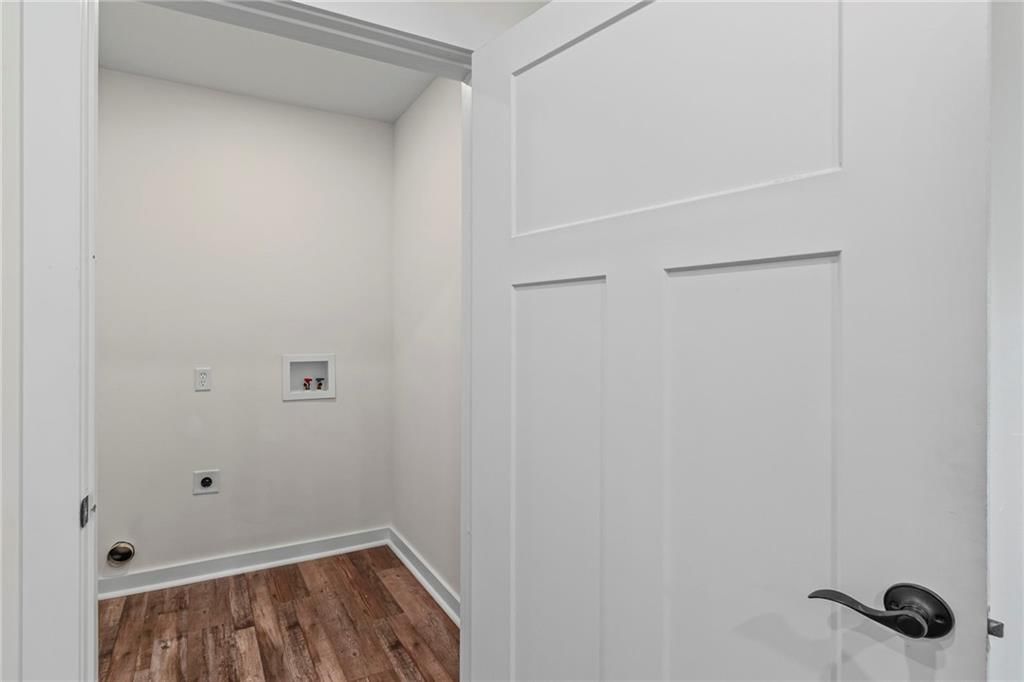 2118 South Street — photo 14