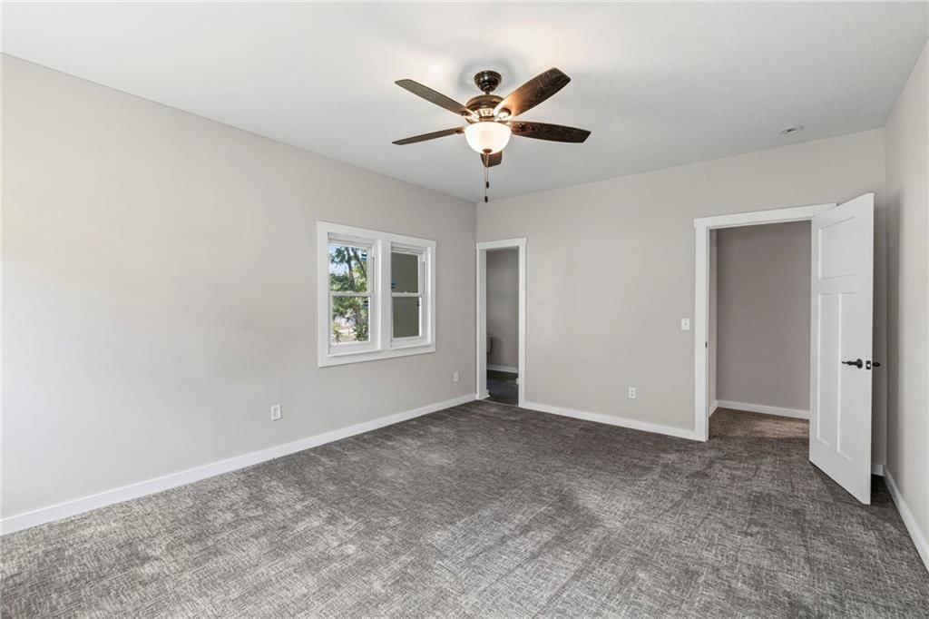2118 South Street — photo 16