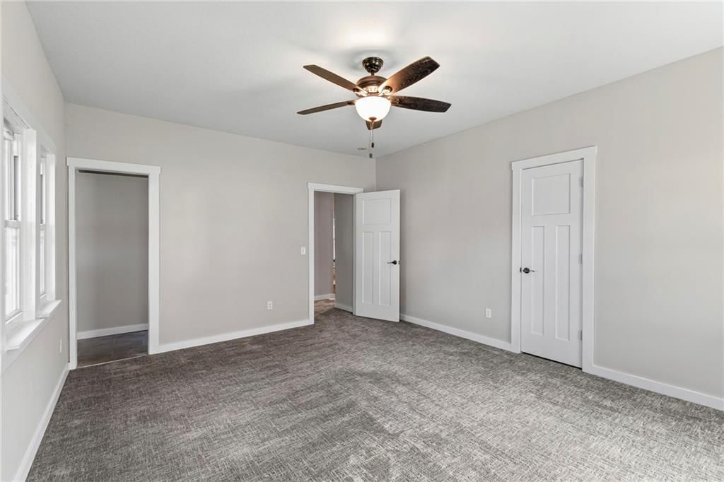 2118 South Street — photo 17