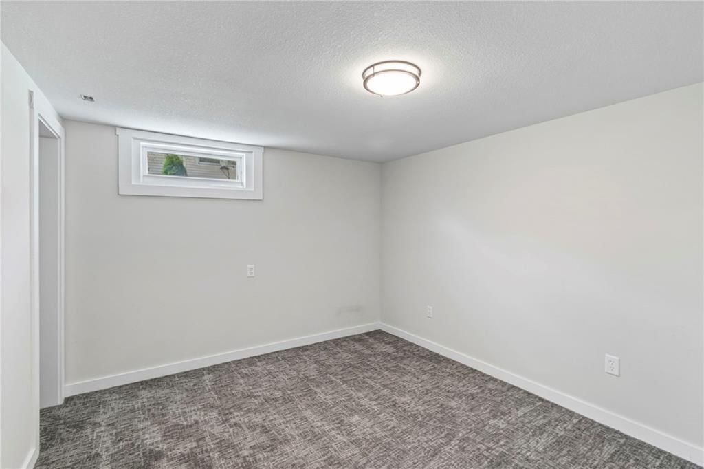 2118 South Street — photo 21