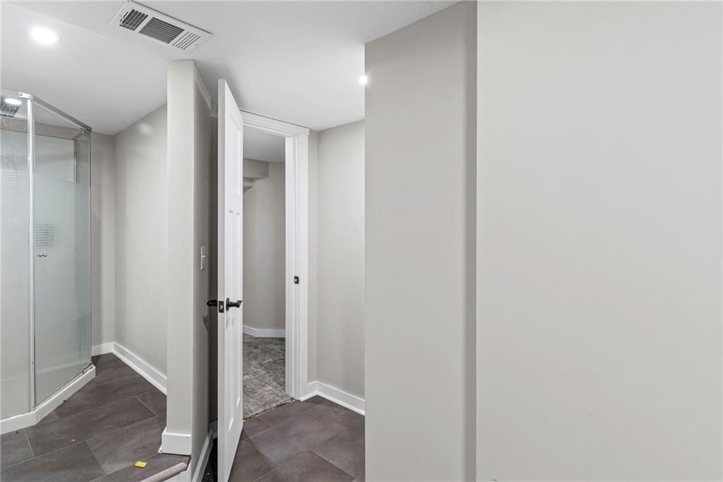 2118 South Street — photo 24