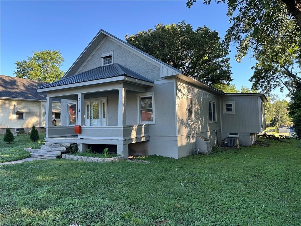 2118 South Street — photo 36