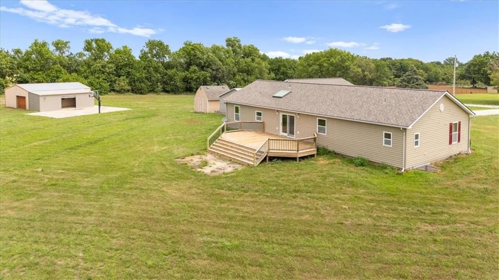 295 E 2300 Road — photo 32