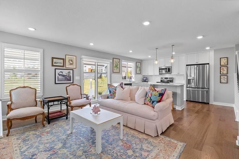 Photo 5 of 25 - 3726 SW Walsh Drive