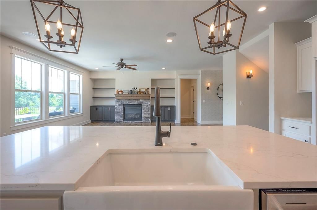 Photo 24 of 92 - 17875 Bluejacket Street