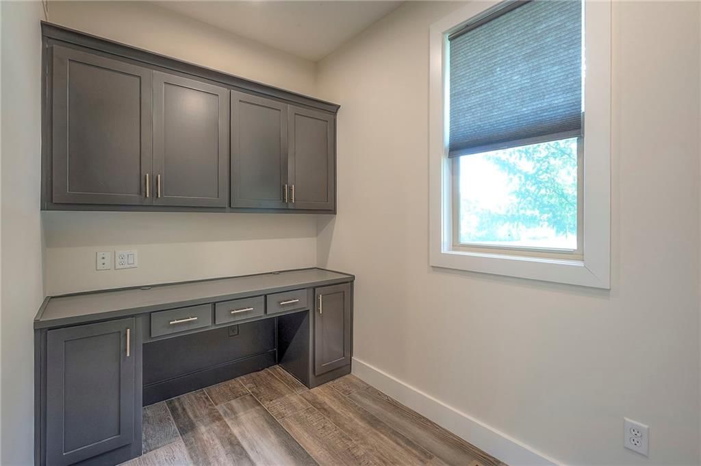 Photo 31 of 92 - 17875 Bluejacket Street