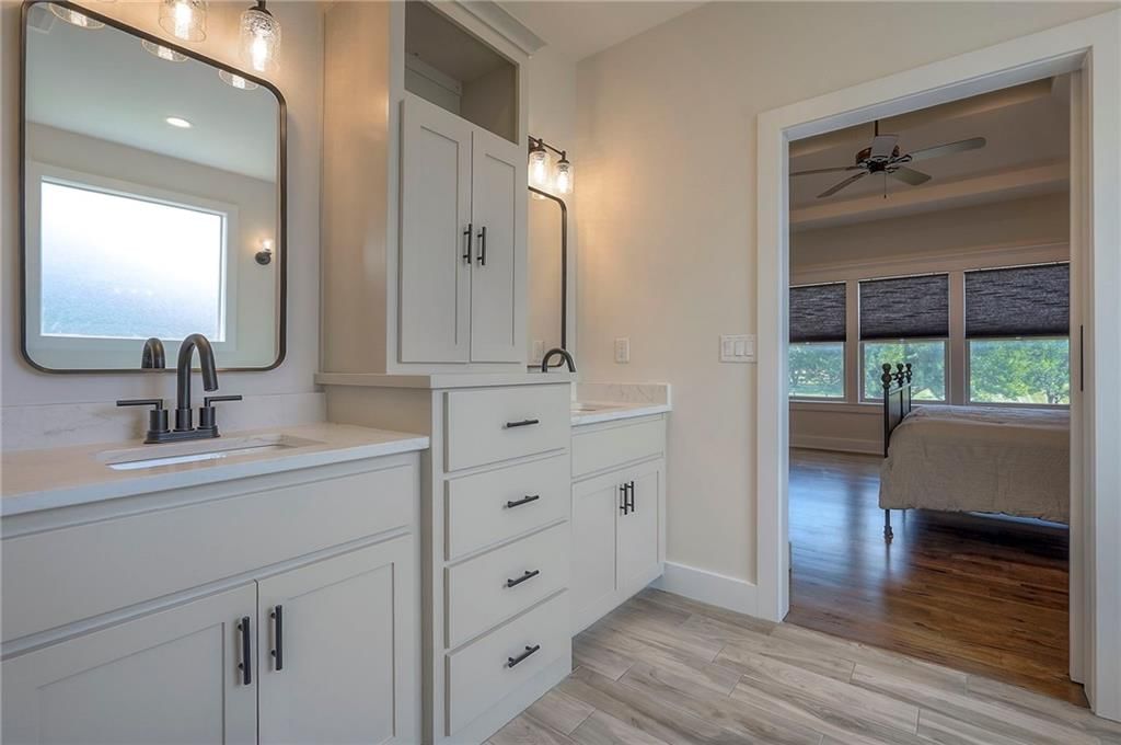 Photo 38 of 92 - 17875 Bluejacket Street