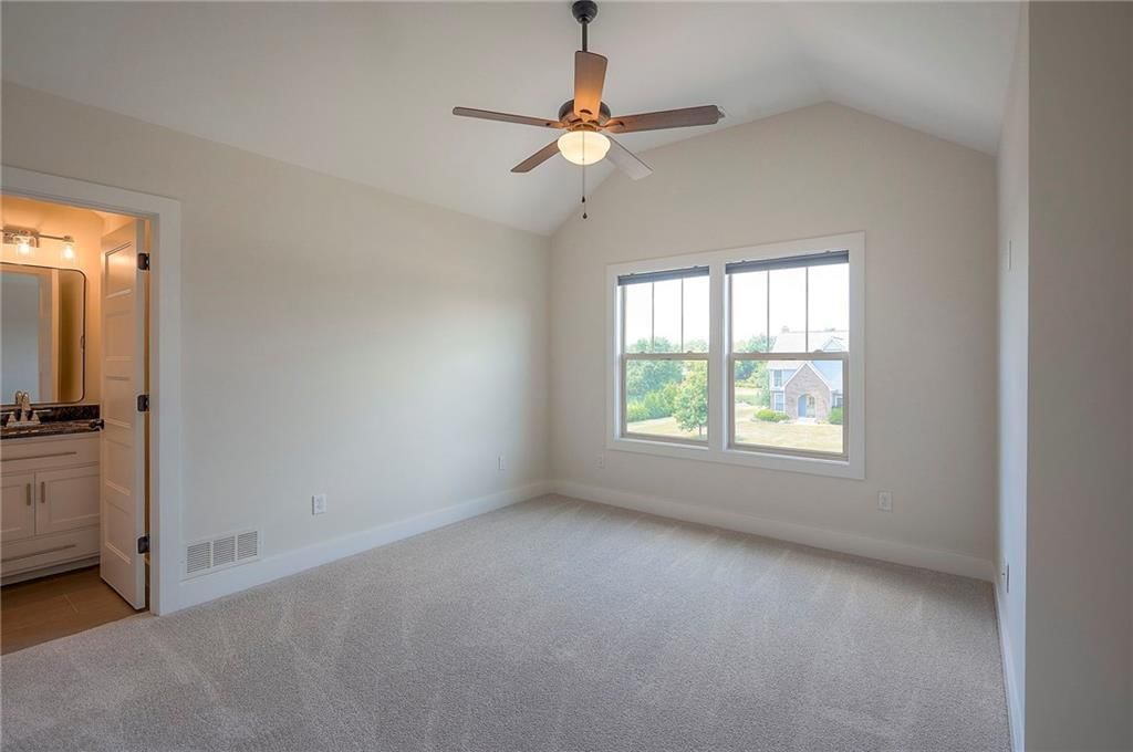 Photo 43 of 92 - 17875 Bluejacket Street