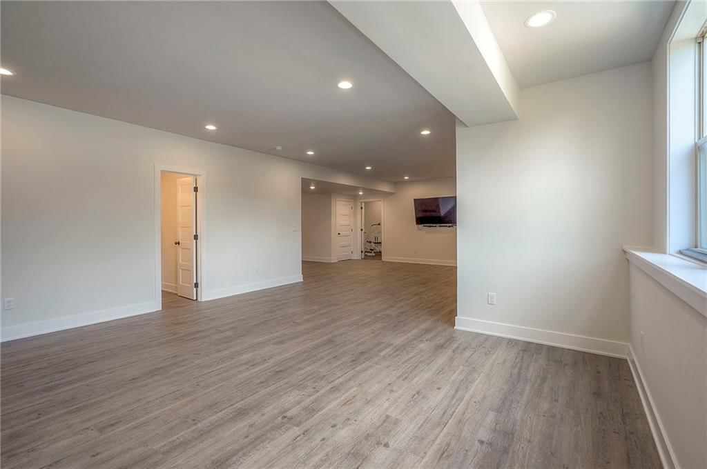 Photo 62 of 92 - 17875 Bluejacket Street