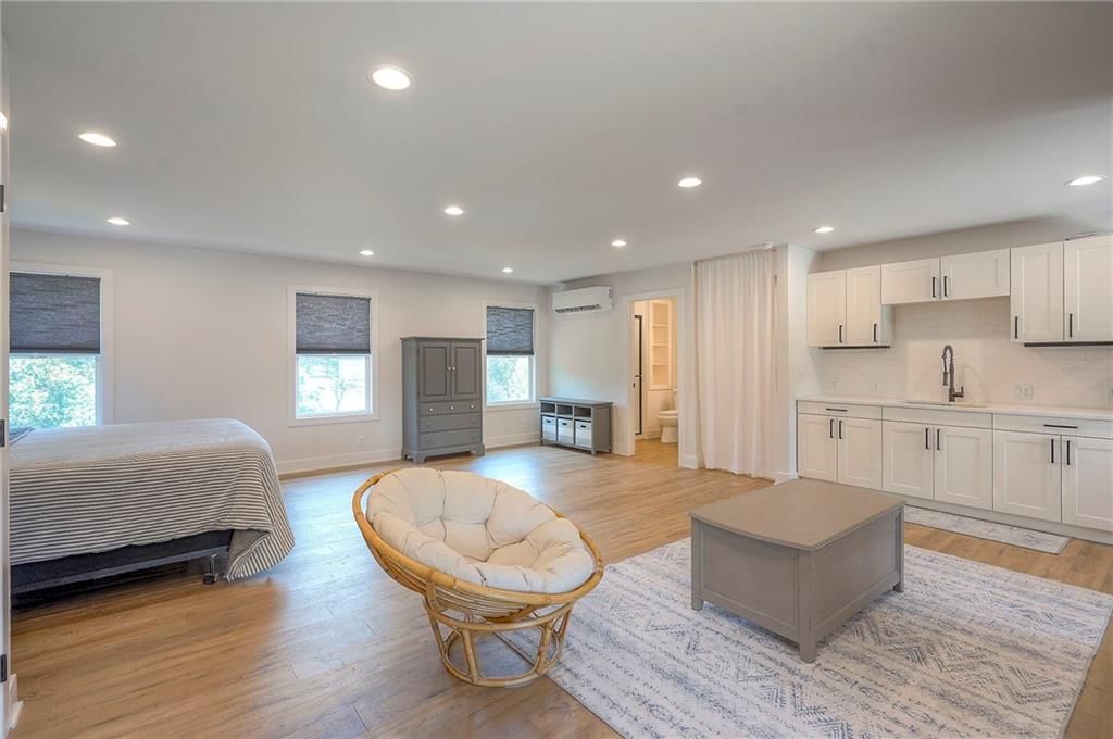 Photo 77 of 92 - 17875 Bluejacket Street