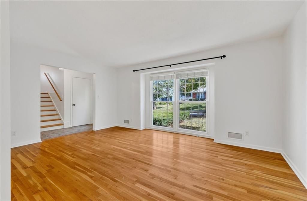 10412 Indiana Avenue — photo 4