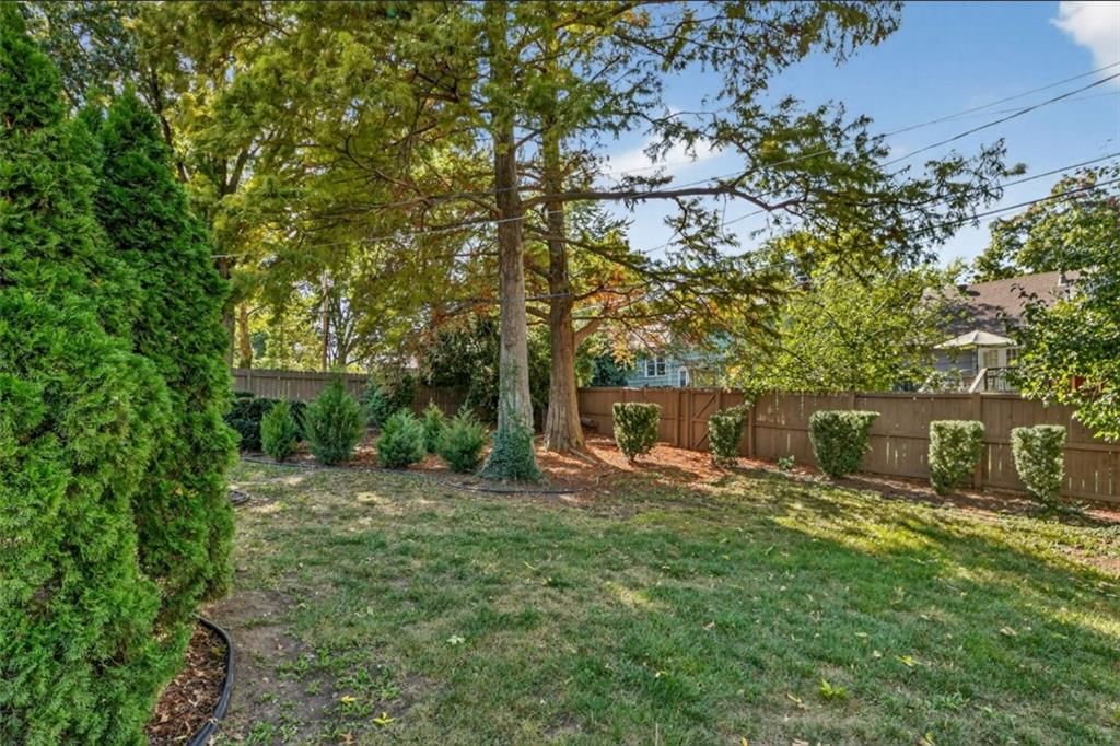 10412 Indiana Avenue — photo 38