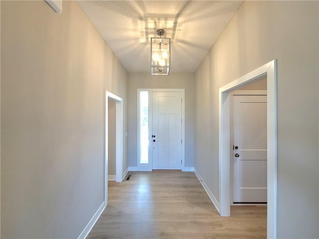 18221 Monrovia Street — photo 4