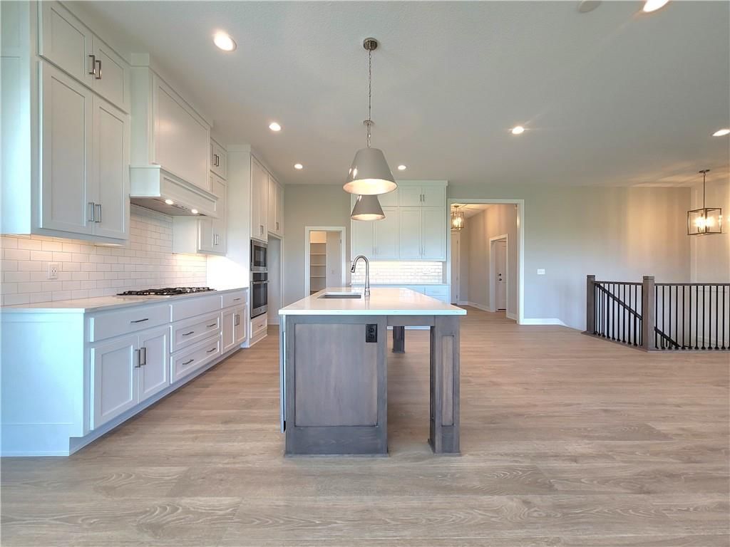 18221 Monrovia Street — photo 10
