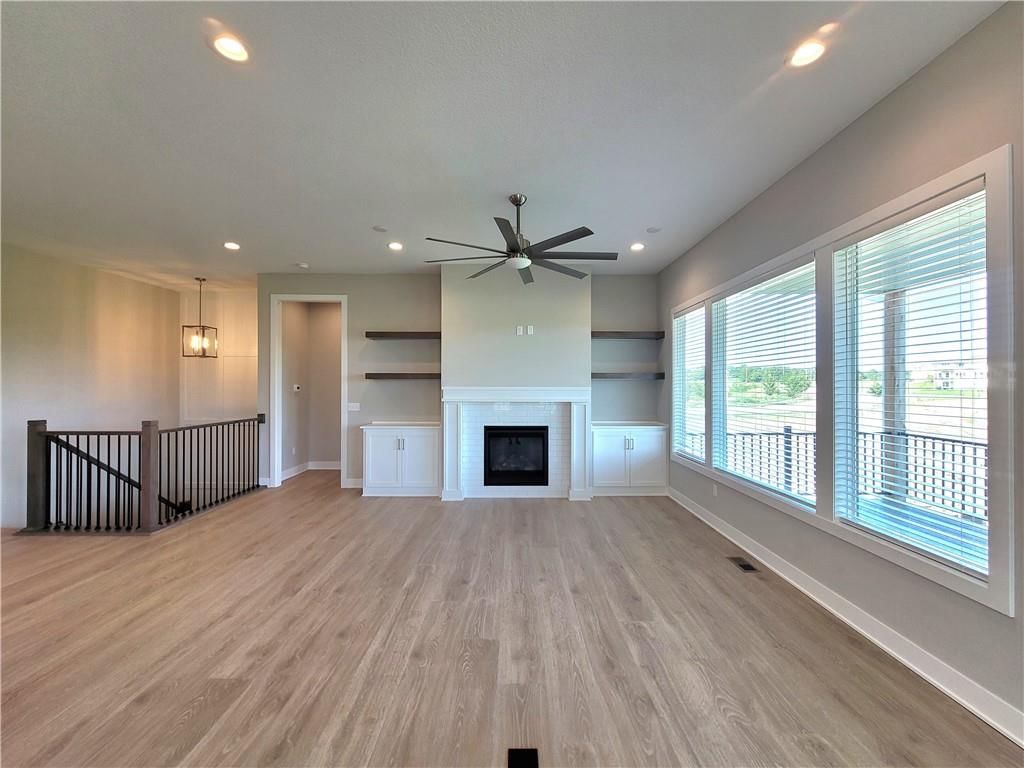 18221 Monrovia Street — photo 13