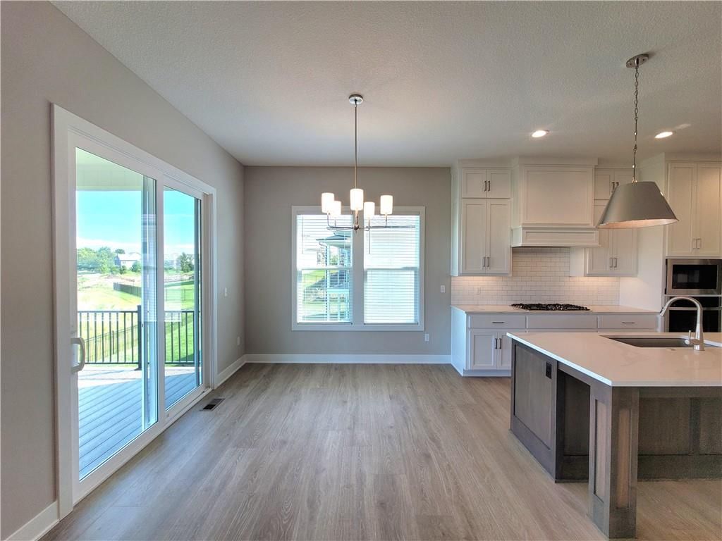 18221 Monrovia Street — photo 14