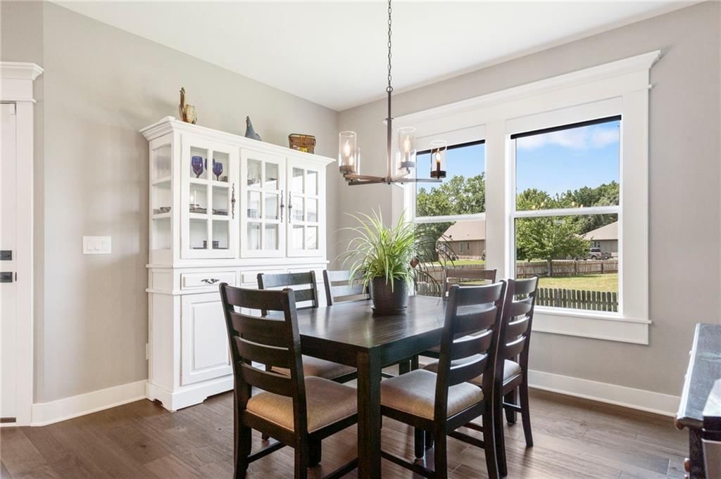 Photo 11 of 41 - 22651 Dunn Street