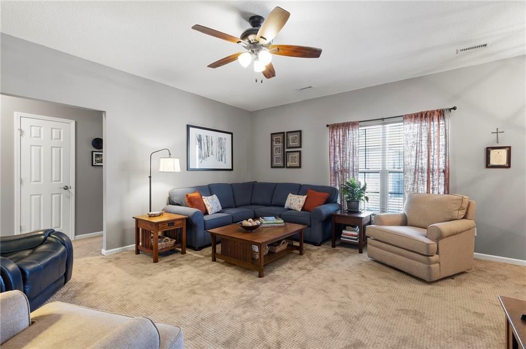 Photo 5 of 32 - 685 NE 66th Street