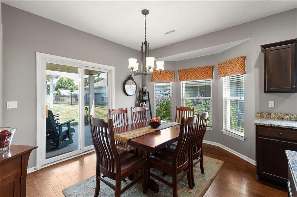 Photo 12 of 32 - 685 NE 66th Street