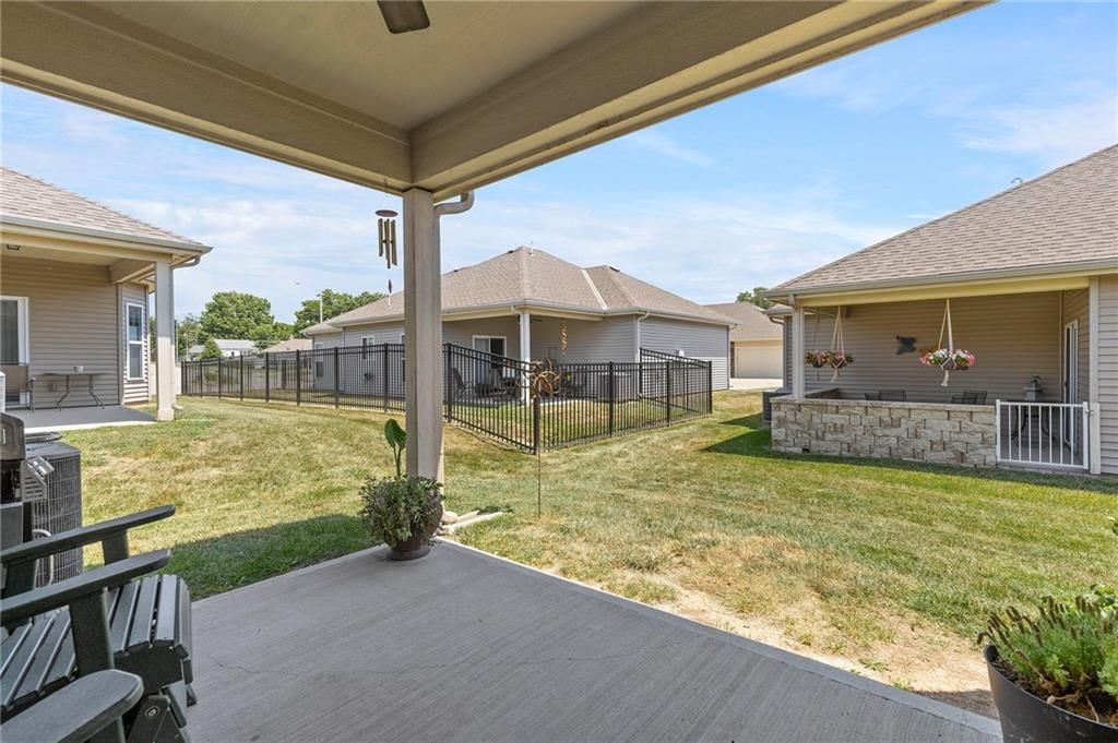 Photo 25 of 32 - 685 NE 66th Street