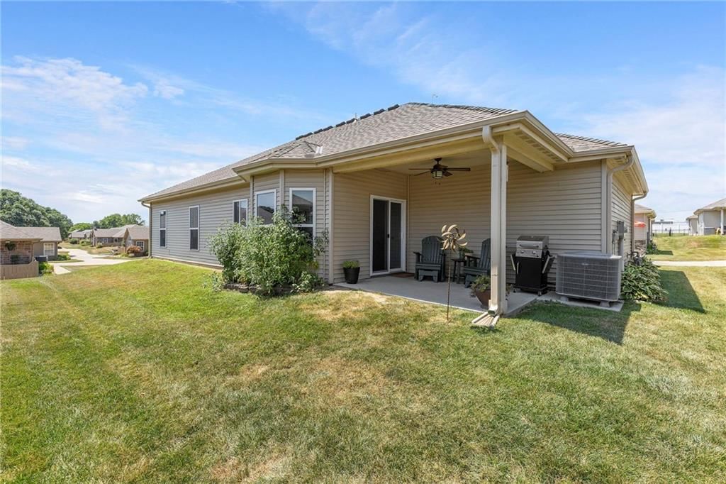 Photo 27 of 32 - 685 NE 66th Street