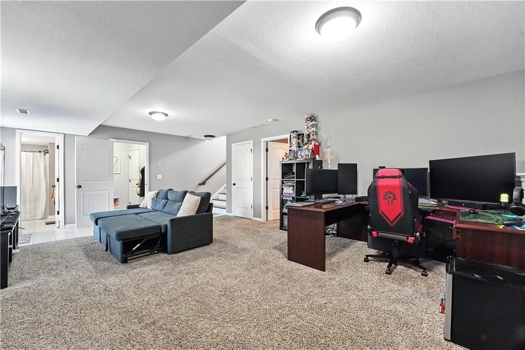 Photo 11 of 18 - 16728 Ruby Way