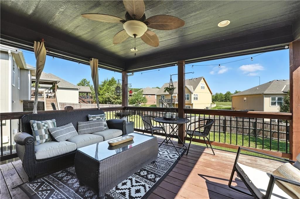 Photo 15 of 18 - 16728 Ruby Way