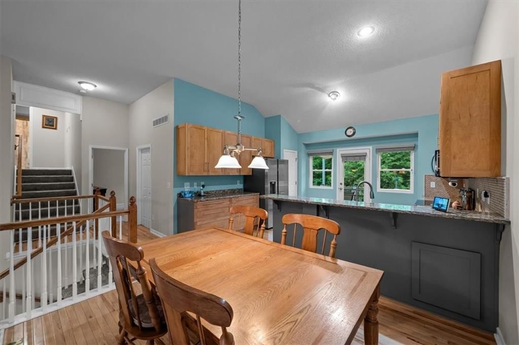 Photo 12 of 44 - 5918 W Richards Drive