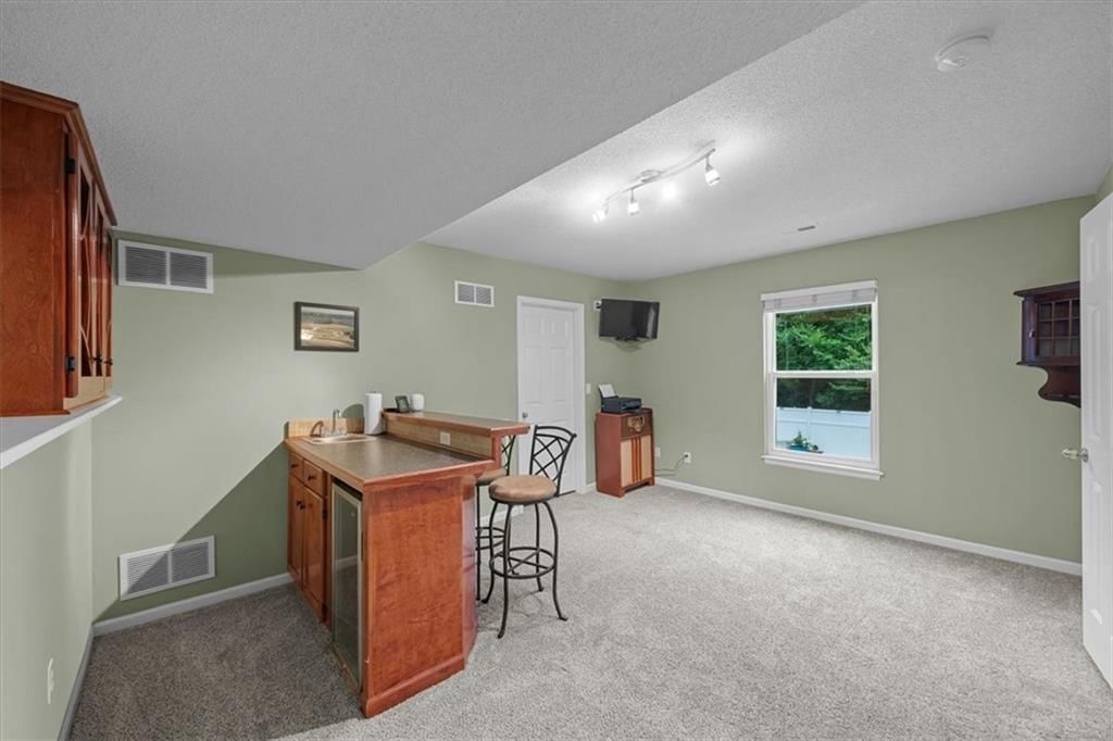 Photo 30 of 44 - 5918 W Richards Drive