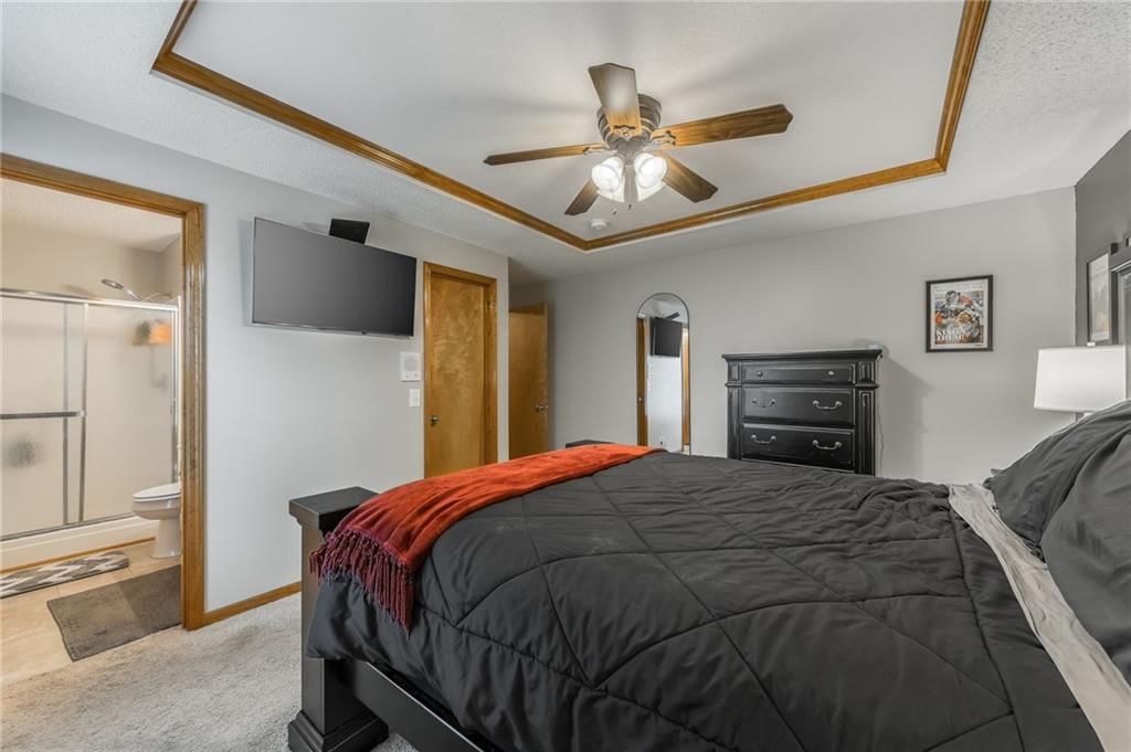 Photo 11 of 32 - 1317 Stonecrest Drive