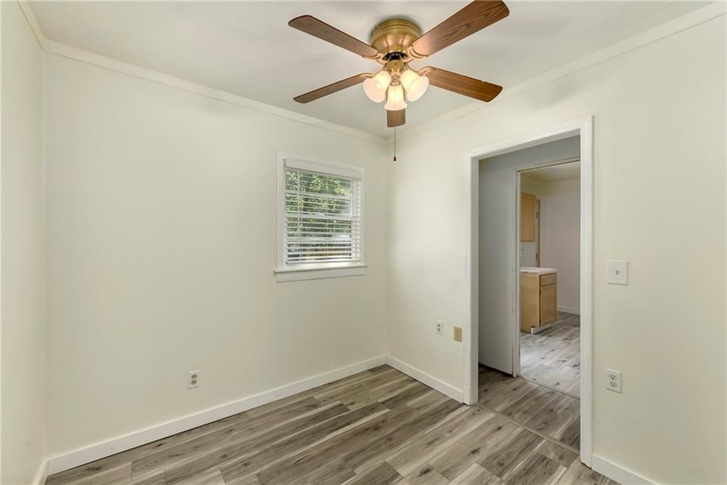 Photo 19 of 30 - 7301 Antioch Road