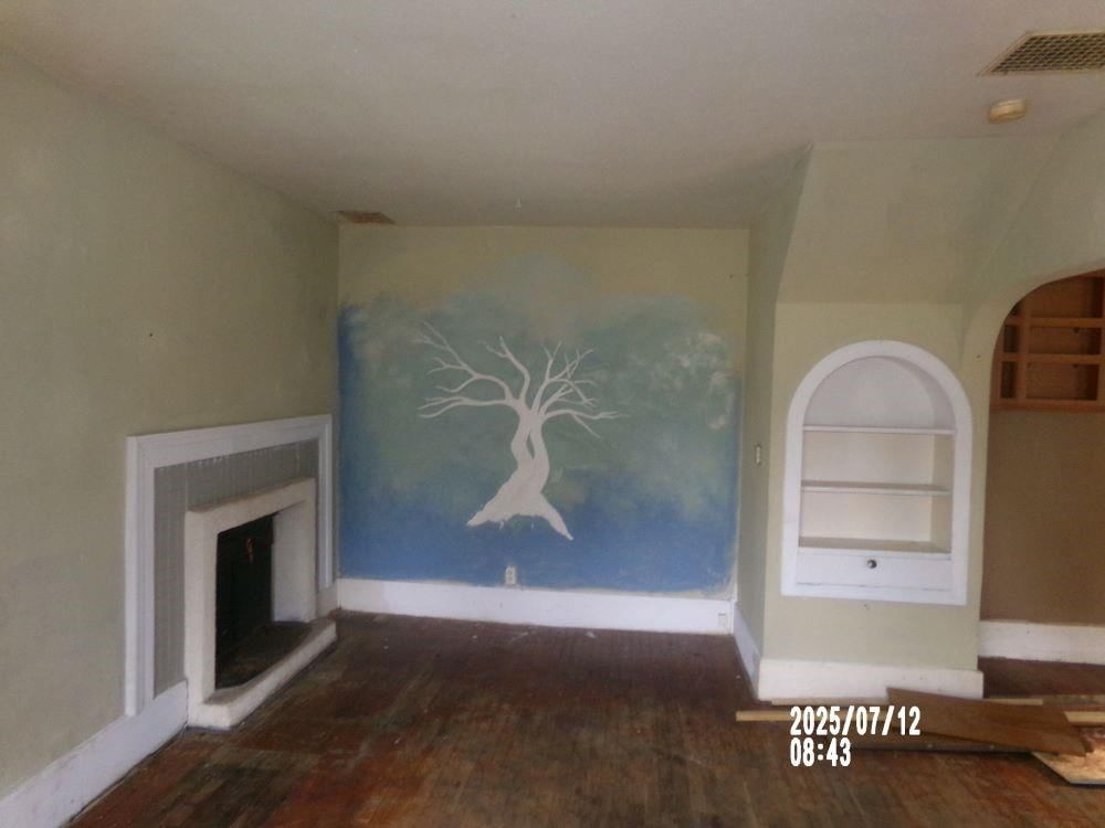 211 W Madison Street — photo 9