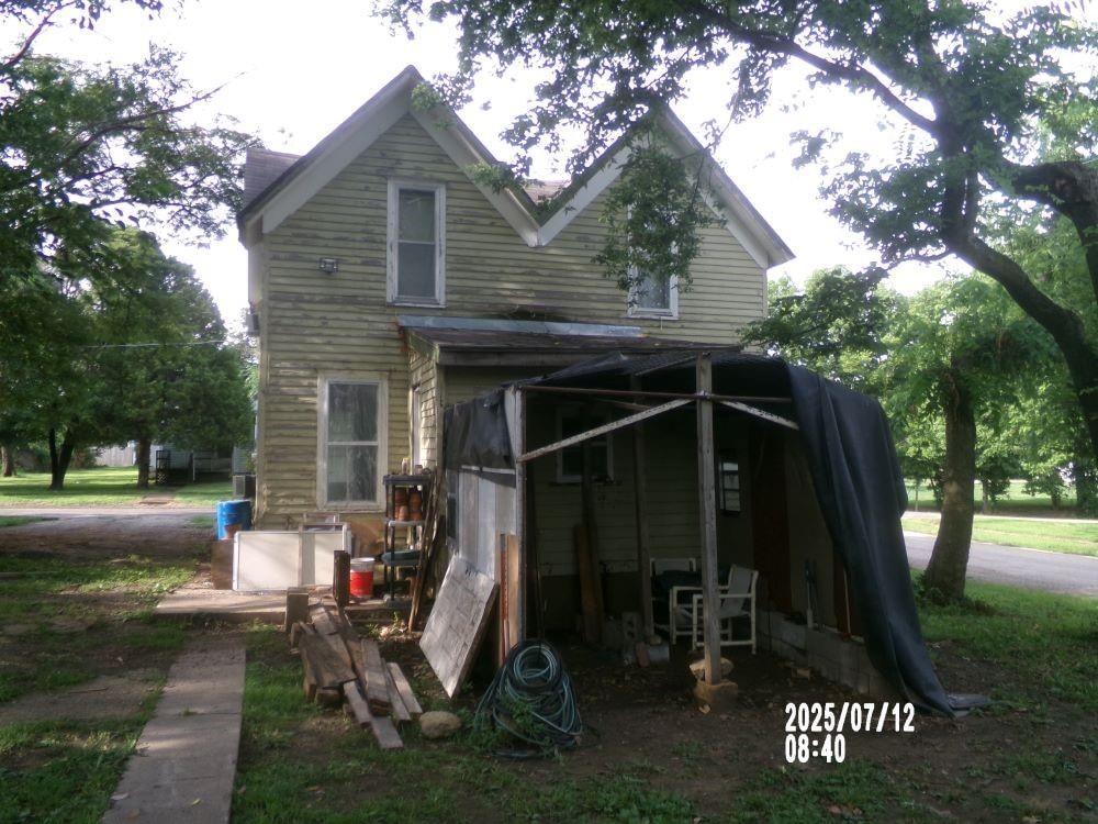 211 W Madison Street — photo 10