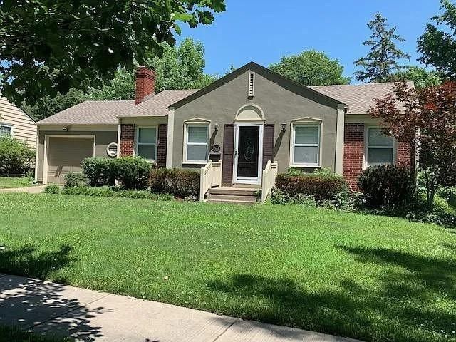 Photo 1 of 1 - 5122 W 72ND Terrace