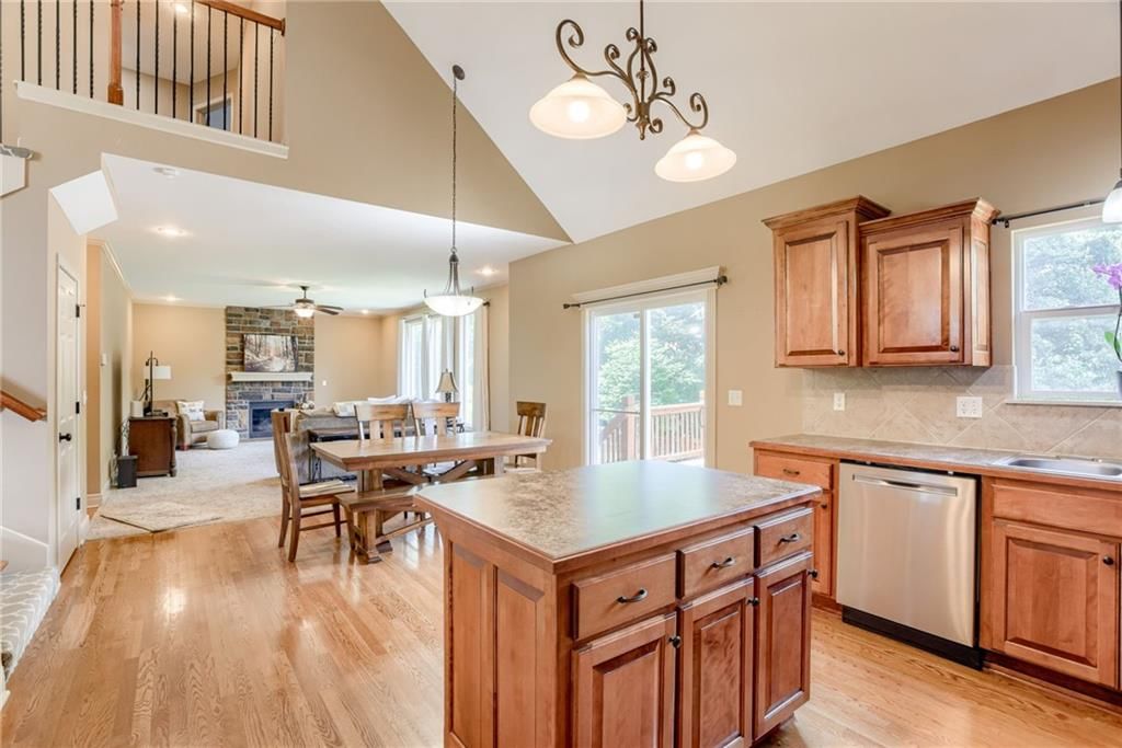 20918 Larkspur Avenue — photo 17