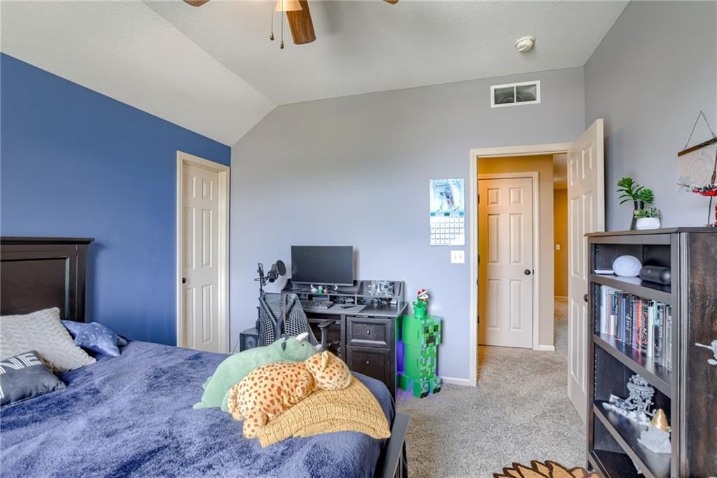 20918 Larkspur Avenue — photo 32