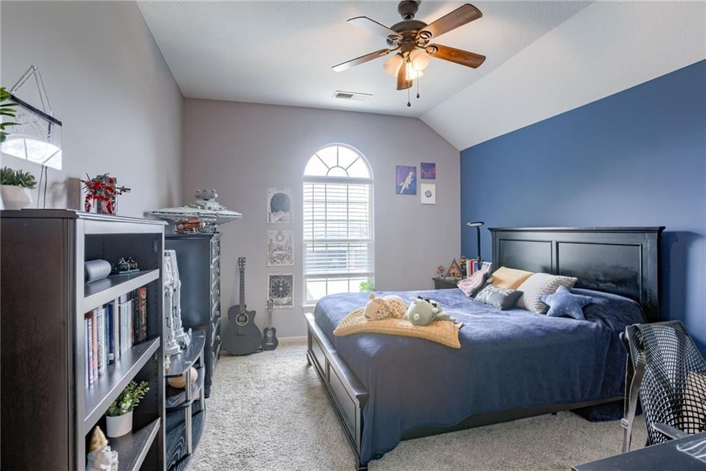 20918 Larkspur Avenue — photo 33