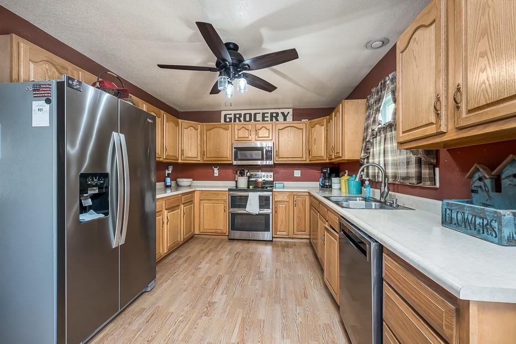 Photo 6 of 26 - 307 N Cypress Street