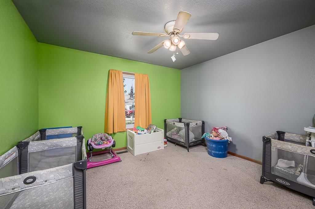Photo 12 of 26 - 307 N Cypress Street