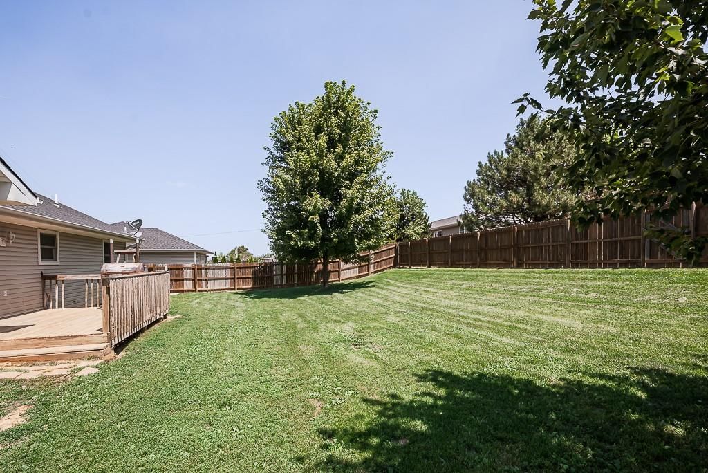 Photo 23 of 26 - 307 N Cypress Street