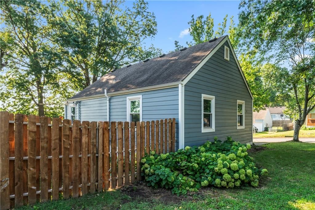 5006 W 50th Terrace — photo 31