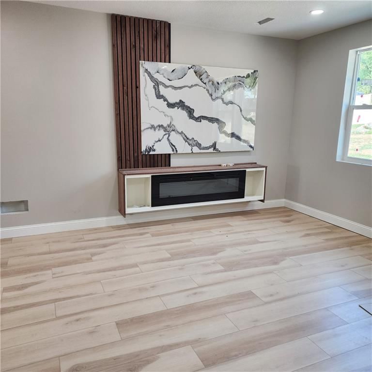 14404 E 49th Terrace — photo 9