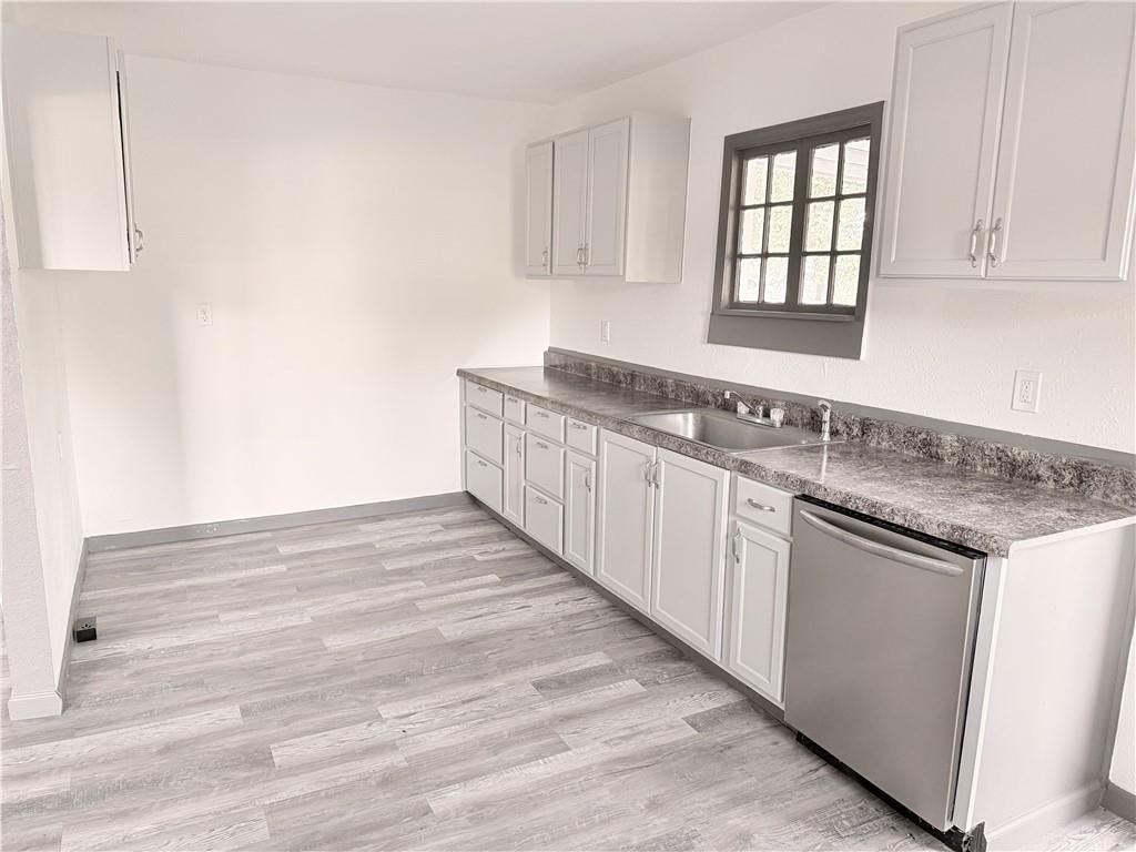 405 E 3rd Street — photo 6