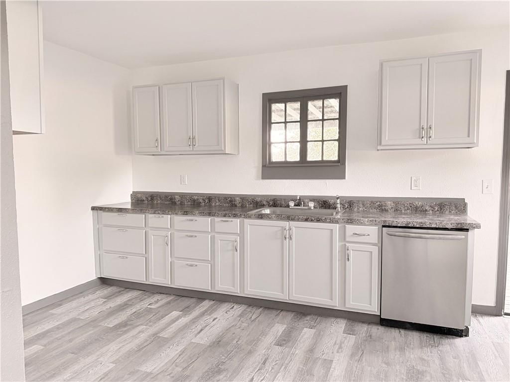 405 E 3rd Street — photo 7